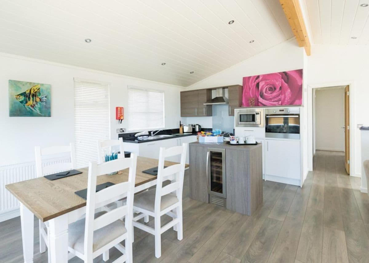 Fishguard Bay Resort Llanllawer Exteriér fotografie